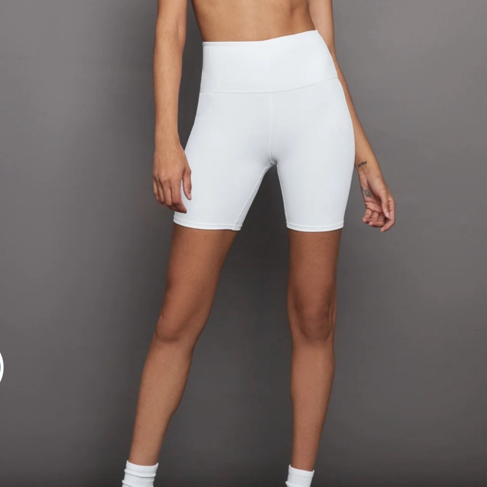 Carbon38 white ribbed biker short set